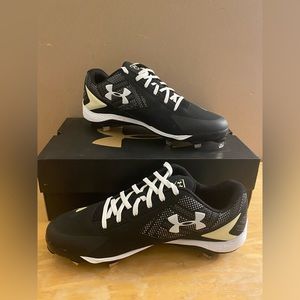 NEW NEVER WORN! Men’s Size 13 Under Armour Yard Low ST Baseball Cleats